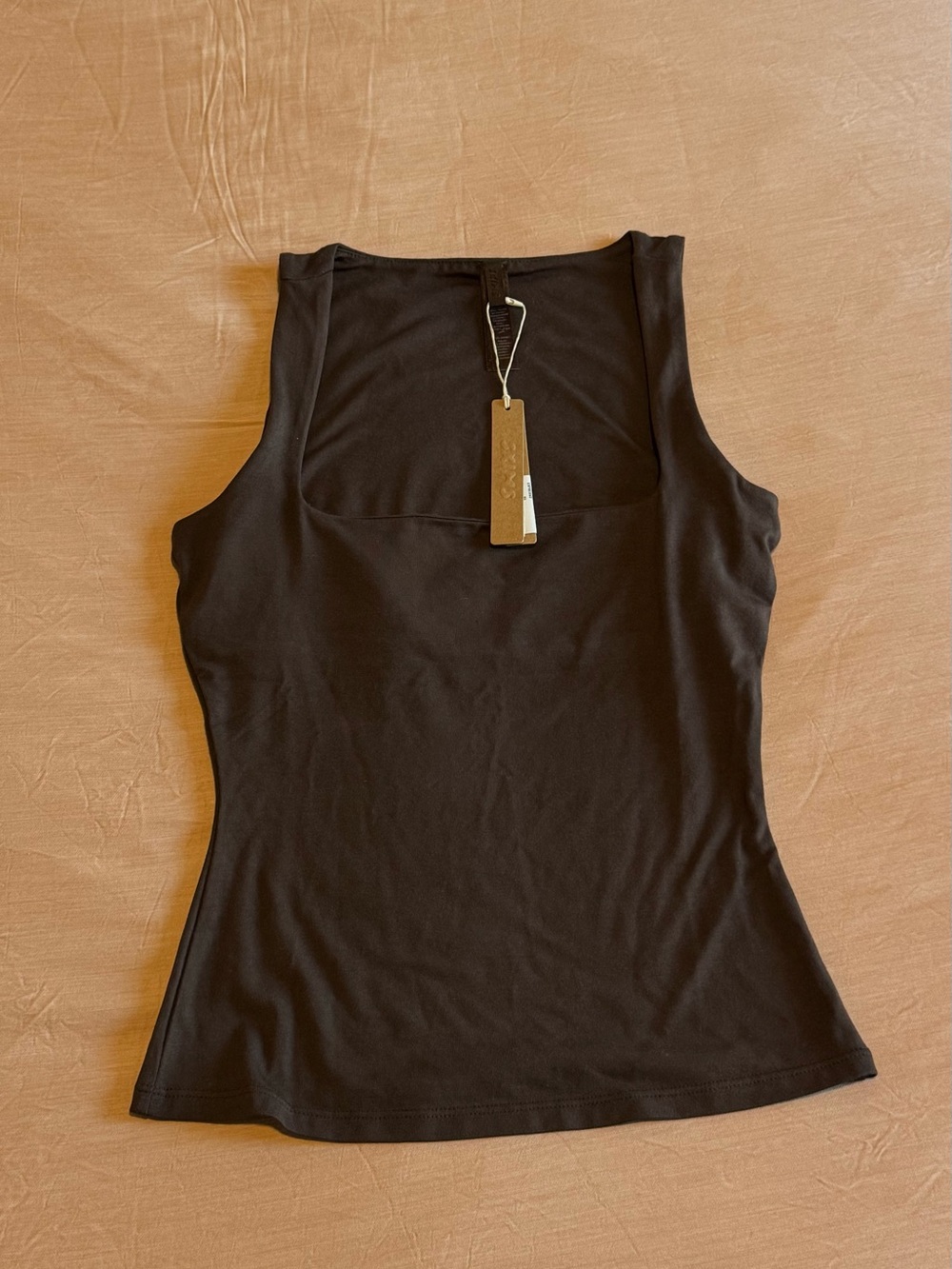 SKIMS Smooth Layers Scoop Neck Tank Espresso XS NWT